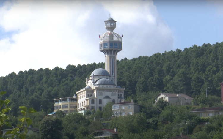 Panoramic Mosque View in Istanbul: ..