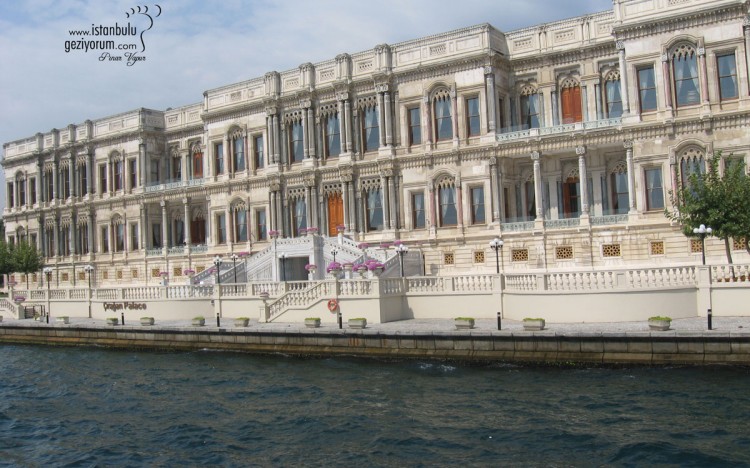 Çırağan Palace