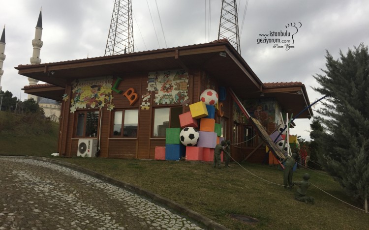 Ataşehir Düştepe Toy Museum