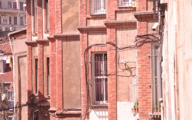 Balat Walking Route: The Most Color..