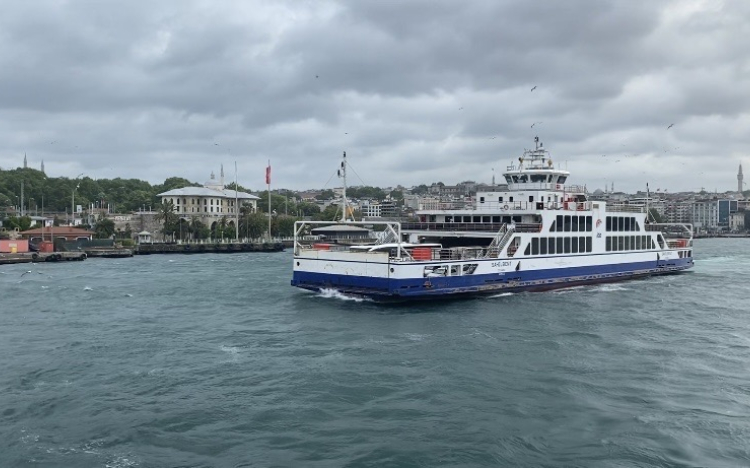 Free Bosphorus Tour with Valide Sul..
