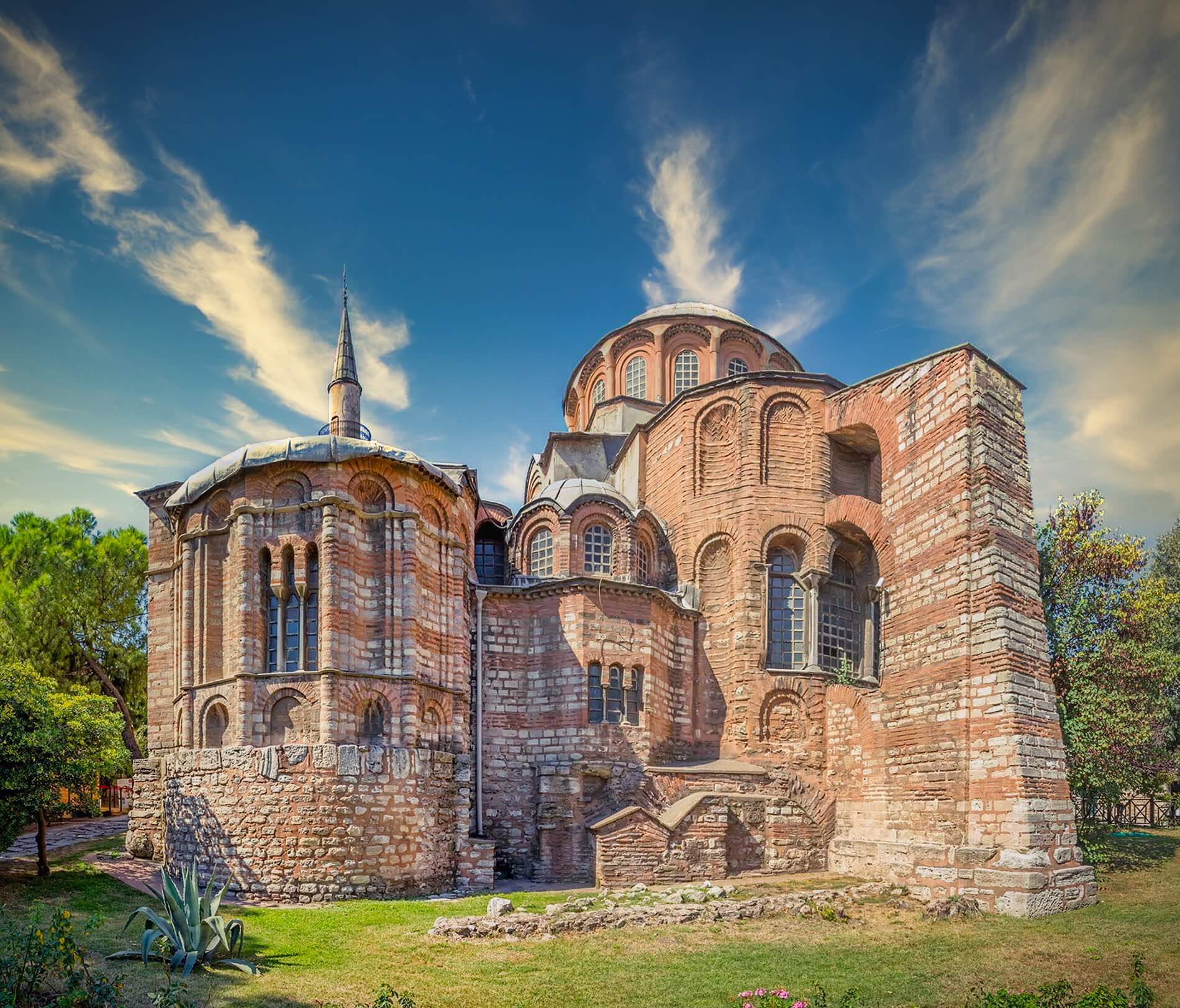 IMM Free Guided Tours May 2026: Istanbul Youth Travel Program & Full Schedule