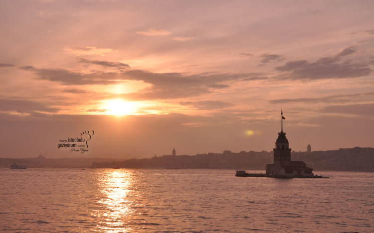 5 Best Places to Watch the Sunset..