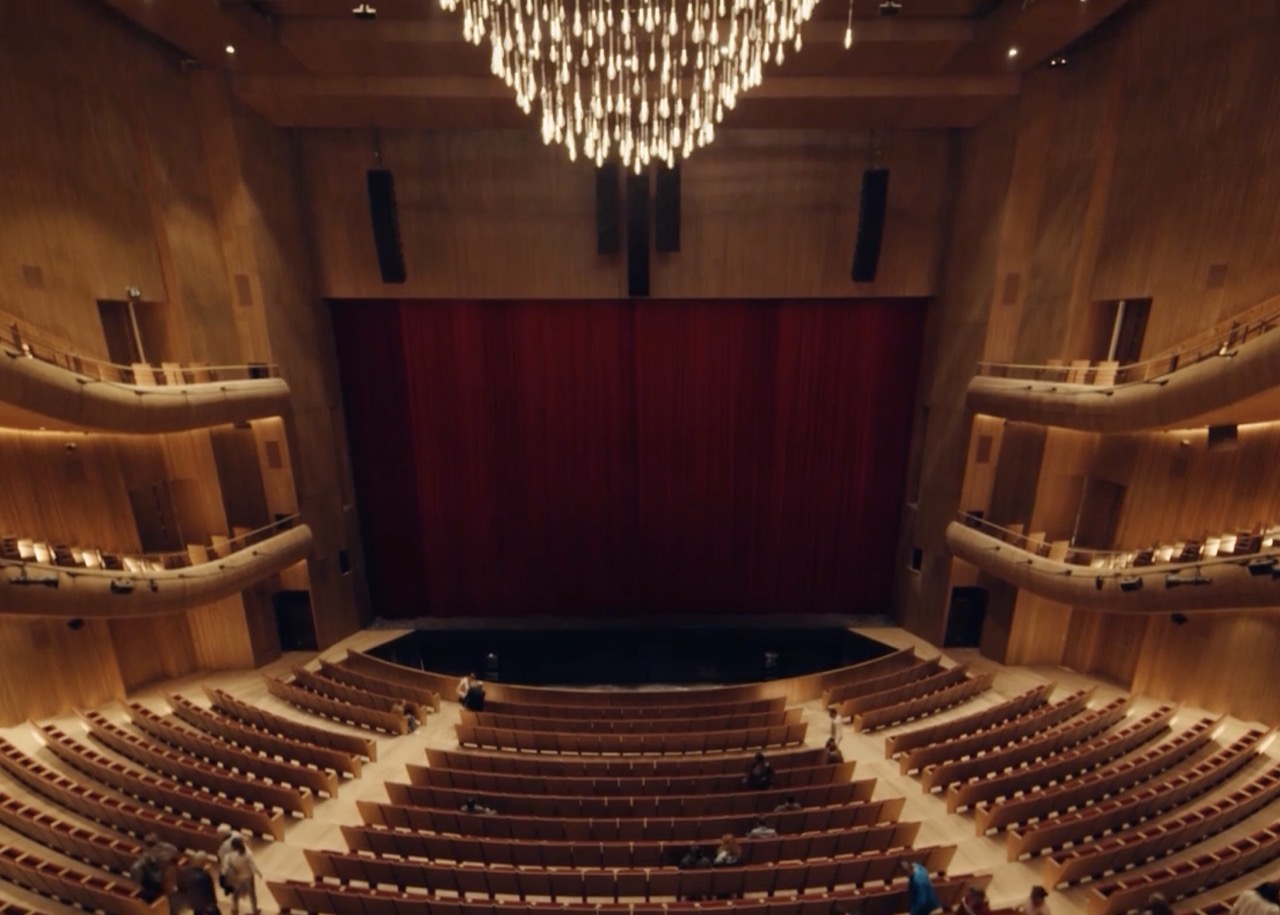 Türk Telekom Buz Pisti AKM’de Açılıyor: Yarıyıl Tatiline Buz Gibi Eğlence