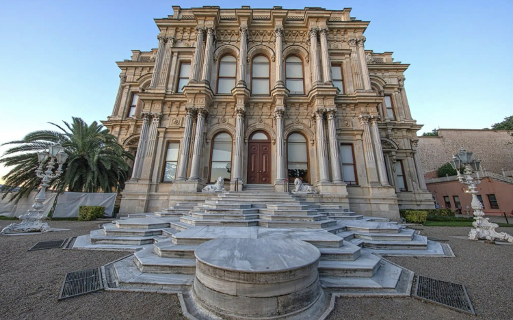 Beylerbeyi Sarayı Cam Saray Kafe ..