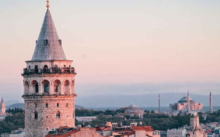 GALATA KULESİ - İSTANBUL'UN GÖZ KAMAŞTIRICI MANZARASI