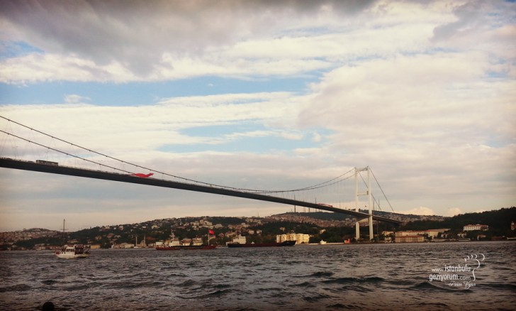 Ortaköyden Boğaz Köprüsü